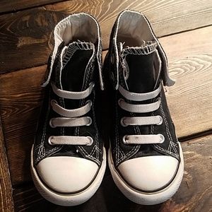 Converse shoes